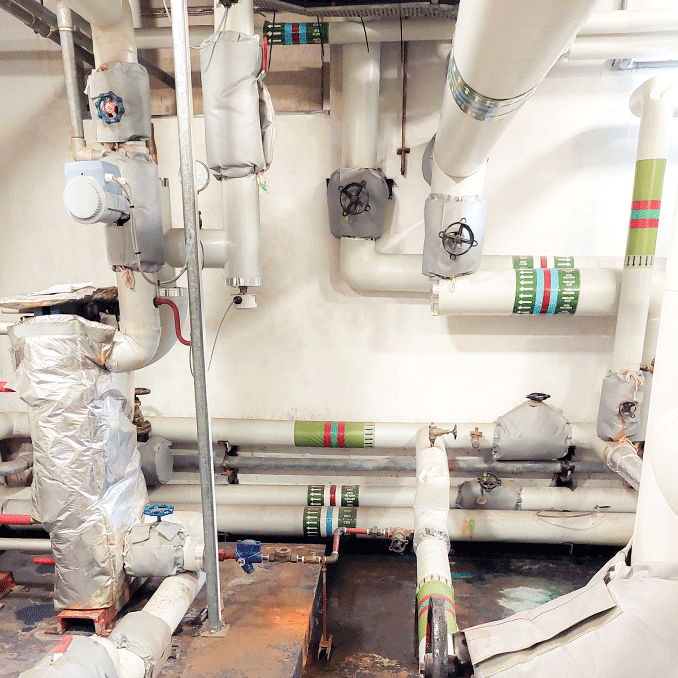 Hospital heating pipes